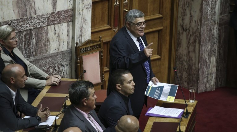 Πόλεμος ΝΔ και ΣΥΡΙΖΑ για Χρυσή Αυγή και Παρασκευόπουλο