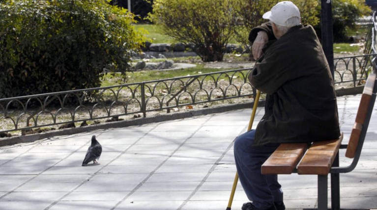 Στη Βουλή η τροπολογία για το βοήθημα στους συνταξιούχους