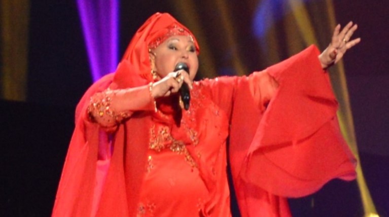 Σίγησε το "αηδόνι" της τσιγγάνικης μουσικής Έσμα Ρετζέποβα