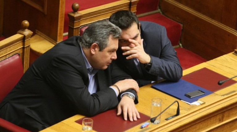 ΝΔ: Ο Τσίπρας στη Νίσυρο γιόρτασε την επέτειο γνωριμίας με Καμμένο