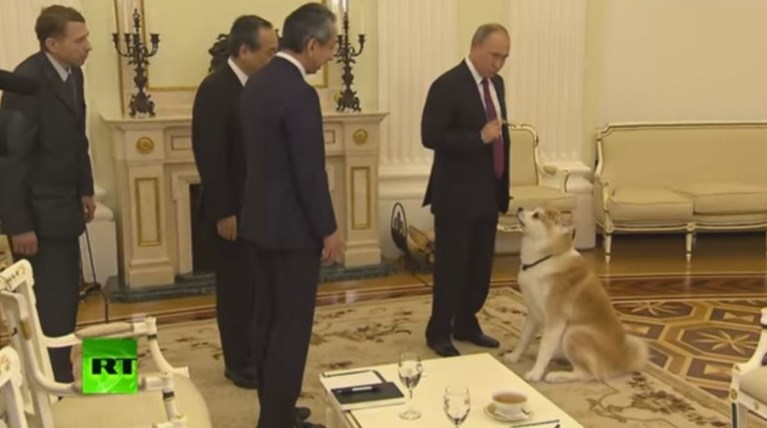 "Θερμό επεισόδιο" με Ιάπωνες δημοσιογράφους στο Κρεμλίνο video