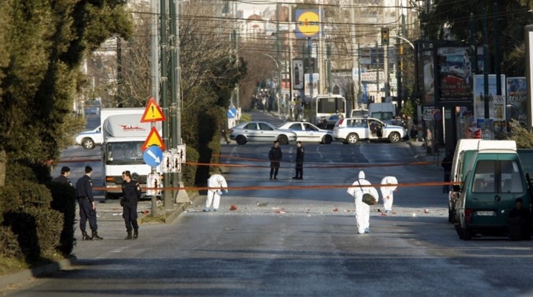 Έκλεισε για λίγο η Πέτρου Ράλλη λόγω ύποπτης βαλίτσας