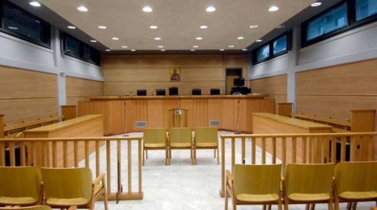 Εισαγγελέας: Να αθωωθούν οι κατηγορούμενοι για το Βατοπέδι