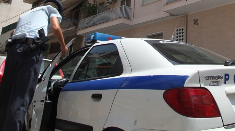 Βρέθηκε χειροβομβίδα απέναντι από δημοτικό σχολείο στο Γαλάτσι