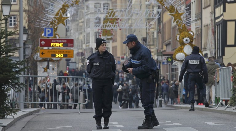 Σε "κόκκινο" συναγερμό όλες οι μητροπόλεις για νέα χτυπήματα