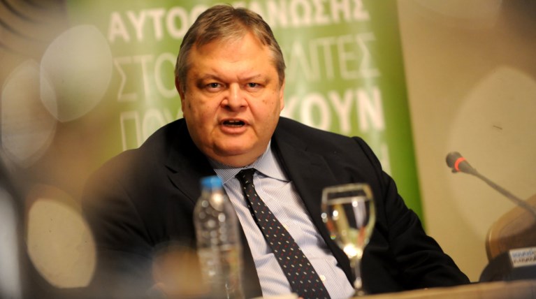 Βενιζέλος: Ο Τσίπρας προσπαθεί να διασωθεί χωρίς ταπεινωτική ήττα