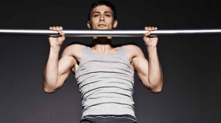 3 fitness tips για... κοντούς άνδρες [βίντεο]