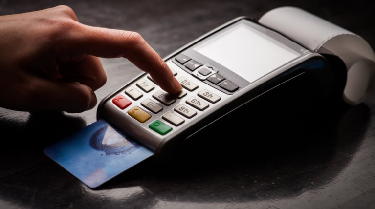 Τα νέα κόλπα της φοροδιαφυγής και με POS και χωρίς αποδείξεις