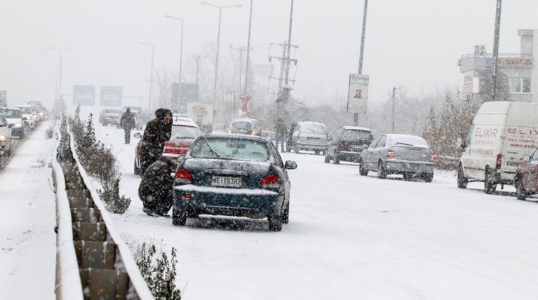 Χάος στη Θεσσαλονίκη, σε κατάσταση έκτακτης ανάγκης ο Εβρος