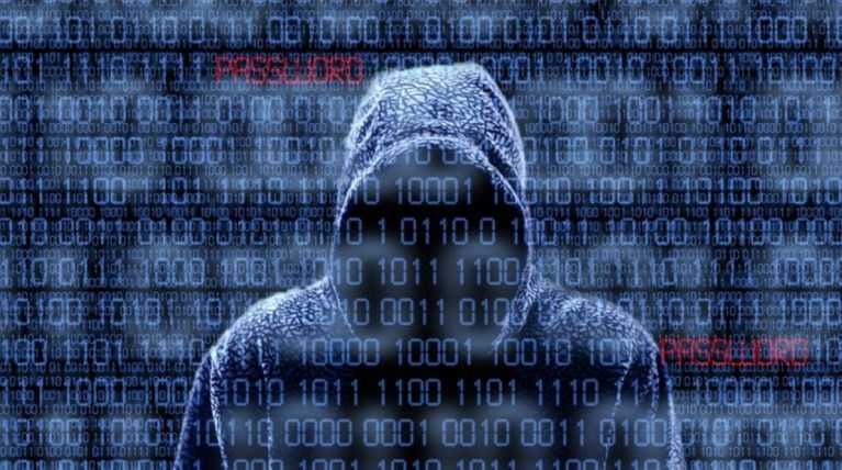 Πώς και πόσο πωλούν οι χάκερ πιστωτικές κάρτες πολιτών στο διαδίκτυο