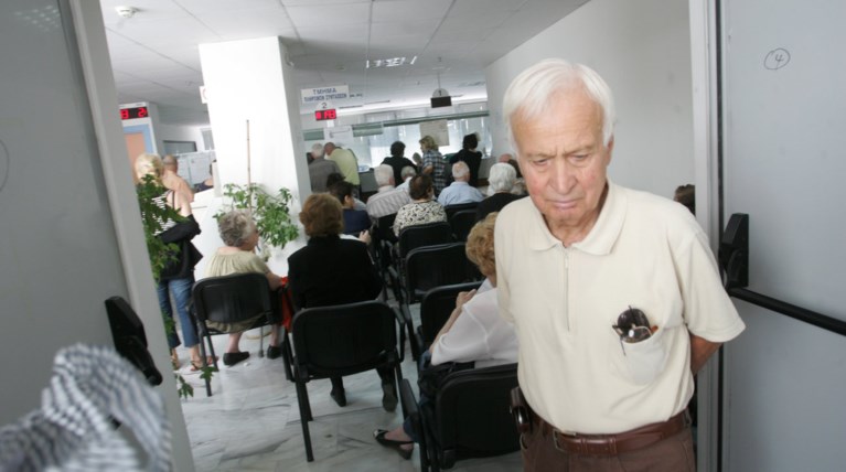 Η «βόμβα» της προσωπικής διαφοράς για 2,7 εκατ. συνταξιούχους
