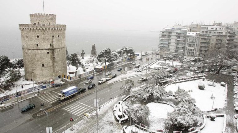 Χωρίς νερό παραμένουν πολλές περιοχές της Θεσσαλονίκης