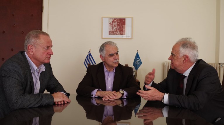 Δεκατρείς καταυλισμούς προσφύγων θα «θερμάνουν» άμεσα τα ΕΛΠΕ