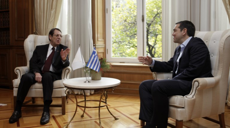 Νέα επικοινωνία Τσίπρα- Αναστασιάδη για το Κυπριακό