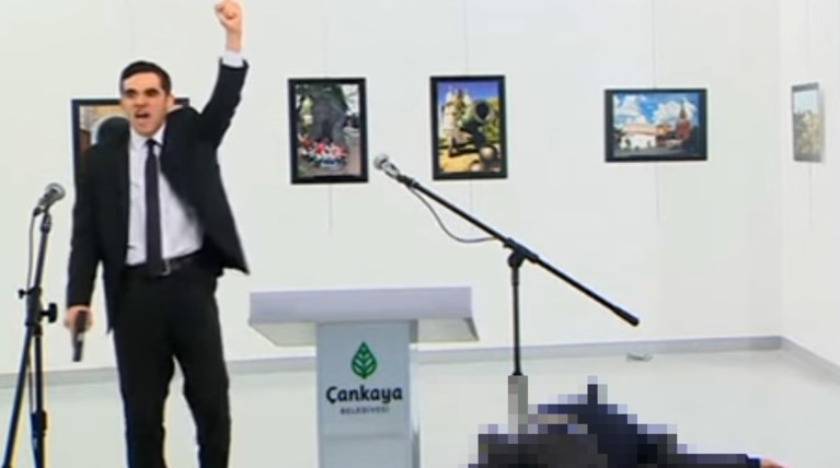 Δύο νέες συλλήψεις για το φόνο του ρώσου πρέσβη στην Άγκυρα