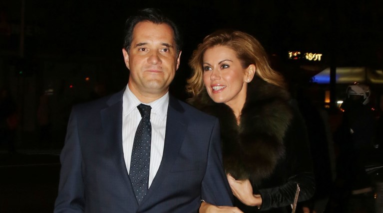 Η φωτογραφία από το πρώτο ραντεβού Άδωνι-Μανωλίδου