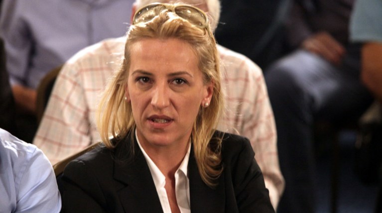 Η απάντηση Δούρου σε Θεοδωράκη για έργο που πήρε ο Μπόμπολας