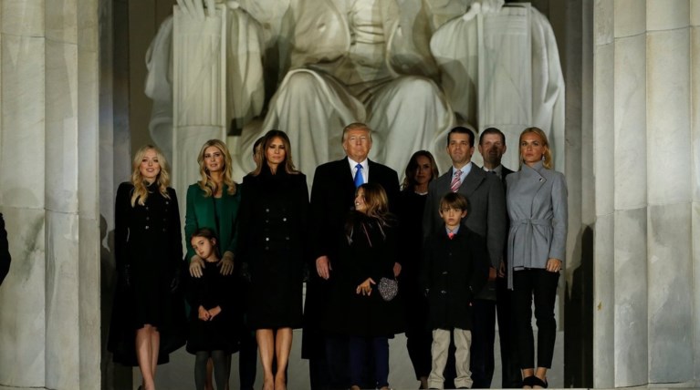 H «Aγία Οικογένεια» του Ντόναλντ Τραμπ - Ποιοί είναι