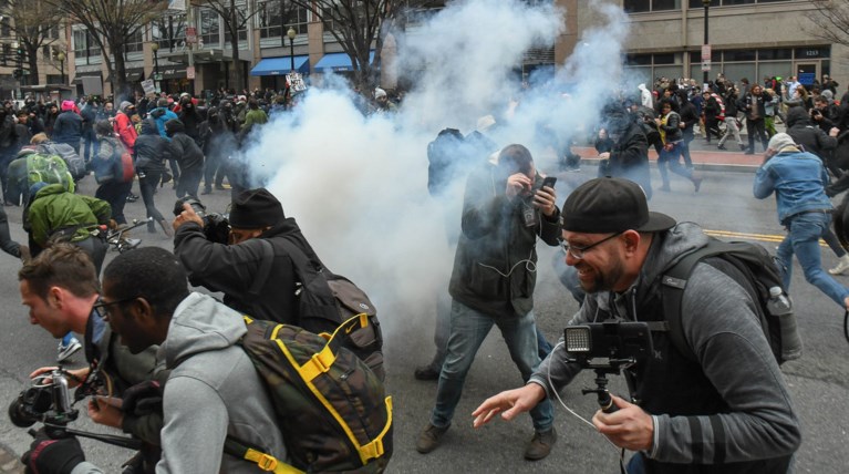 Οδομαχίες στην Ουάσιγκτον μετά την ορκωμοσία Τραμπ  video