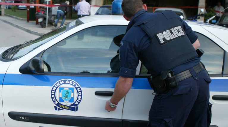 Πάτρα: 21χρονος χτύπησε και λήστεψε τον 83χρονο παππού του