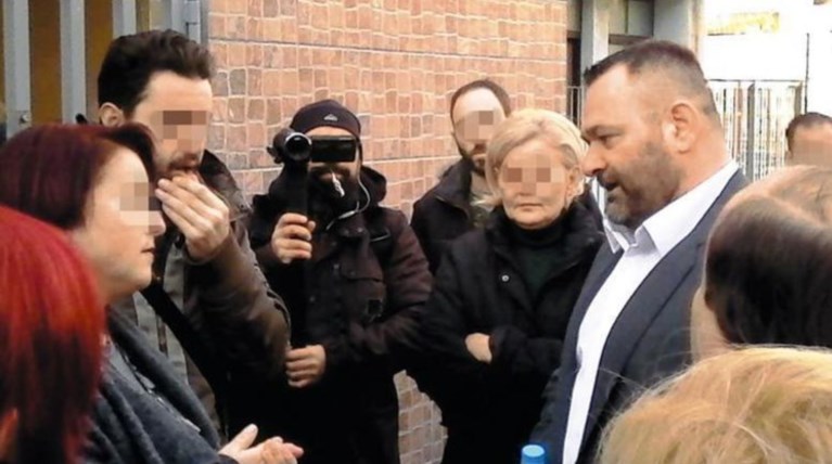 Στην εισαγγελία η δικογραφία για την εισβολή της Χρυσής Αυγής στο Πέραμα