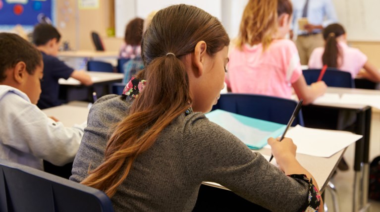 Αποζημίωση 1,25 εκατ δολ σε μαθήτρια σε σχολείο της Καλιφόρνιας!