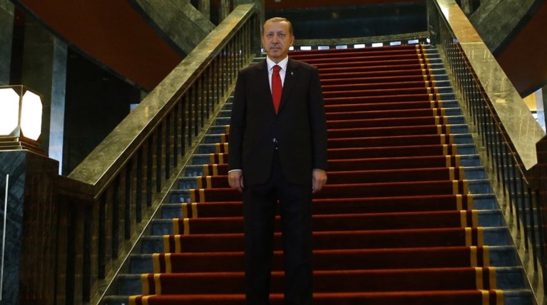 Τι σημαίνουν οι "βρυχηθμοί" Ερντογάν για τους οκτώ στρατιωτικούς