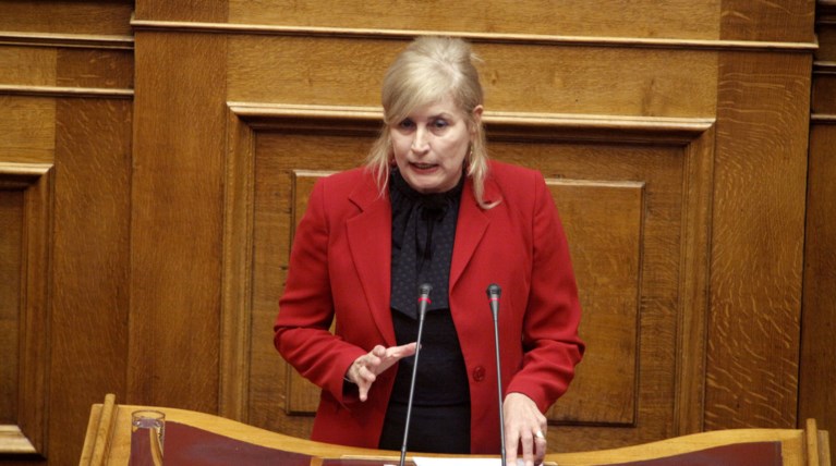 Το έλα να δεις στη Βουλή με την άρση της ασυλίας της Αυλωνίτου