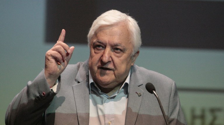 Αλ.Παπαδόπουλος:Να γιατί μας πουλούν «αγάπη» & «φόβο» οι ξένοι
