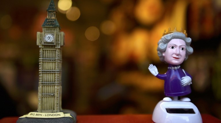 65 χρόνια κλείνει στο θρόνο η βασίλισσα Ελισάβετ