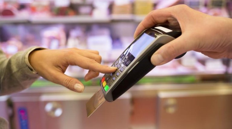 Αυτοί είναι οι 12 κλάδοι που πρέπει να εγκαταστήσουν POS έως τις 30 Ιουνίου