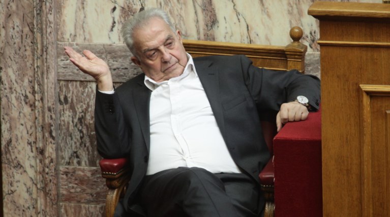 Νέα πρωτοποριακή υπηρεσία: Ο Φλαμπουράρης συστήνει ...Γραφείο Παραπόνων
