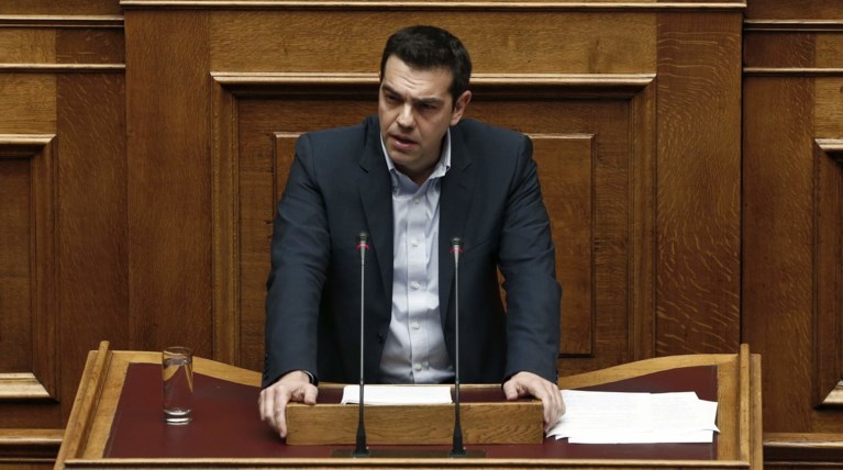 Βουλή: Ο Τσίπρας απαντά στον Θεοδωράκη για τη διαφθορά