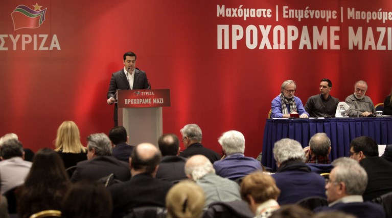 Με ενέσεις ηθικού ο Τσίπρας «πακετάρει» τα νέα σκληρά μέτρα
