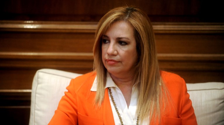 Γεννηματά: Σκηνοθετούν μια νέα συνθηκολόγηση, έρχεται το μπουγιουρντί