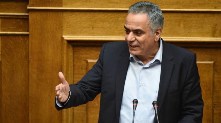 Σκουρλέτης: Να γίνουν "αορίστου χρόνου" οι συμβασιούχοι