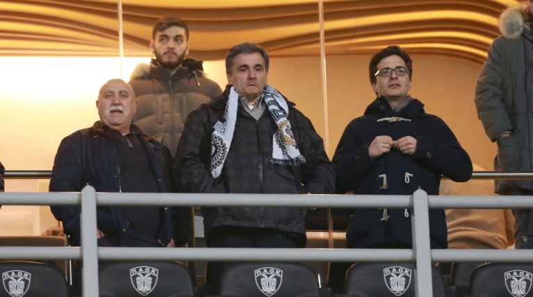 Θύελλα για την εμφάνιση Τσακαλώτου με Σαββίδη στην Τούμπα