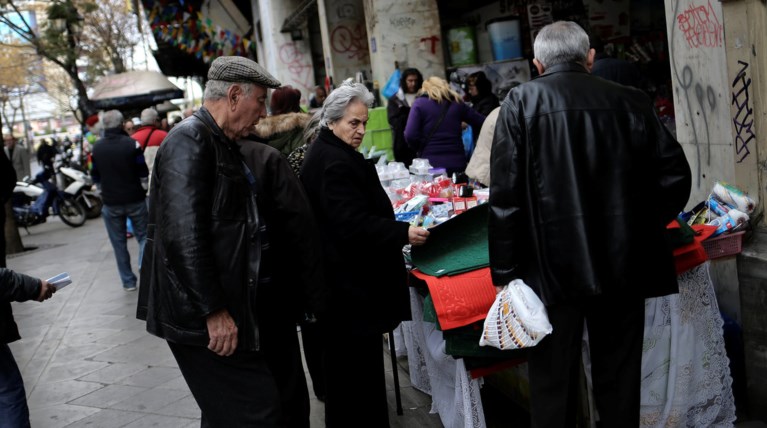 Νew York Times: Η Ελλάδα επιστρέφει στην παραοικονομία