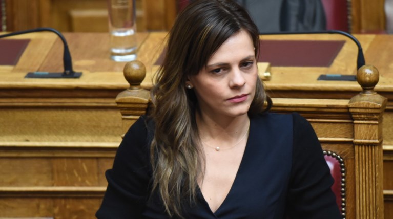 Αχτσιόγλου: Το ΔΝΤ ζητά ακραία και παράλογα μέτρα με λάθος εκτιμήσεις