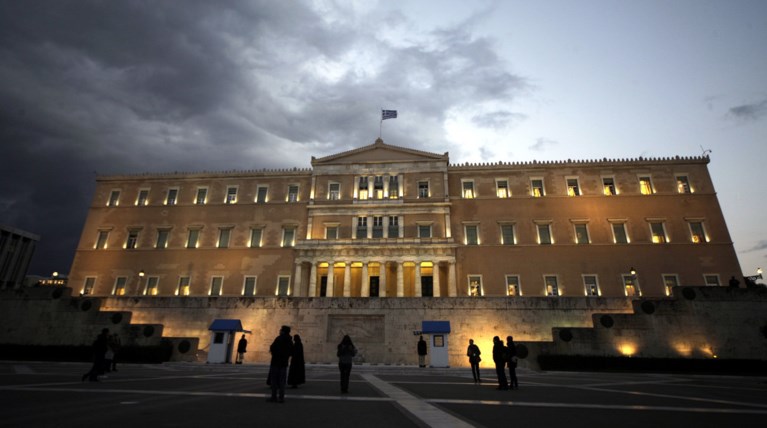 Bloomberg: αναγκαίο το QE για να βγει η Ελλάδα στις αγορές