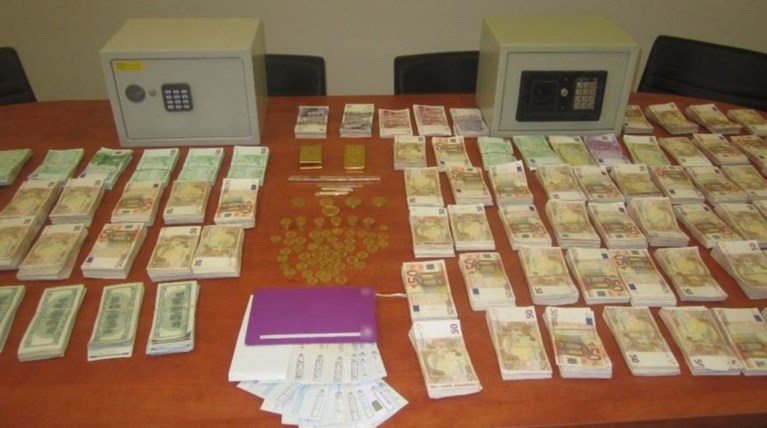 Στον ανακριτή την Τρίτη το κύκλωμα των τοκογλύφων με τις επιταγές