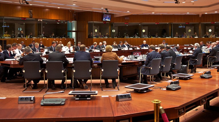 Η Πολωνία απειλεί με ναυάγιο την Σύνοδο Κορυφής για τον Τουσκ