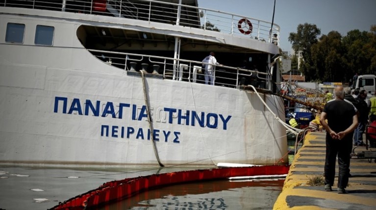 Το τελευταίο ταξίδι του "ιστορικού" Παναγιά της Τήνου (ΦΩΤΟ)