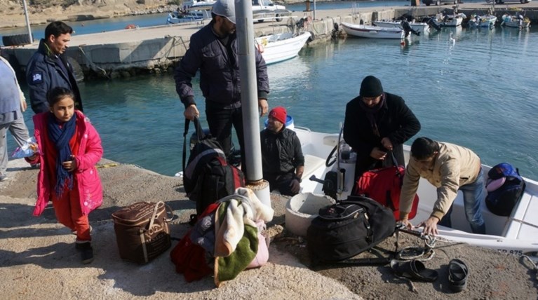 Διασώθηκαν πρόσφυγες από το Λιμενικό στο Φαρμακονήσι