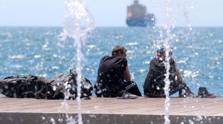 Αίθριος καιρός με άνοδο θερμοκρασίας και αφρικανική σκόνη