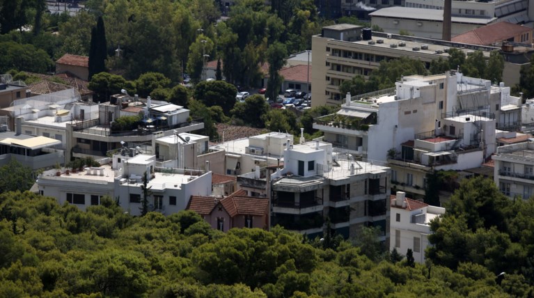 Μένει ο ΕΝΦΙΑ, πέφτει το αφορολόγητο: Τι ζητούν οι δανειστές
