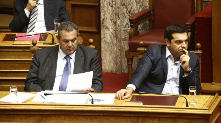«Μασάζ» σε ΣΥΡΙΖΑ - ΑΝΕΛ υπό τον φόβο της «ηλεκτροπληξίας»