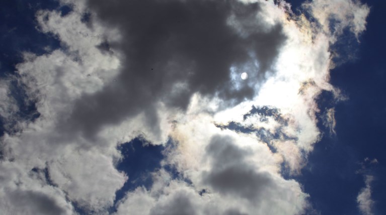 Άστατος και σήμερα ο καιρός, που θα σημειωθούν βροχές