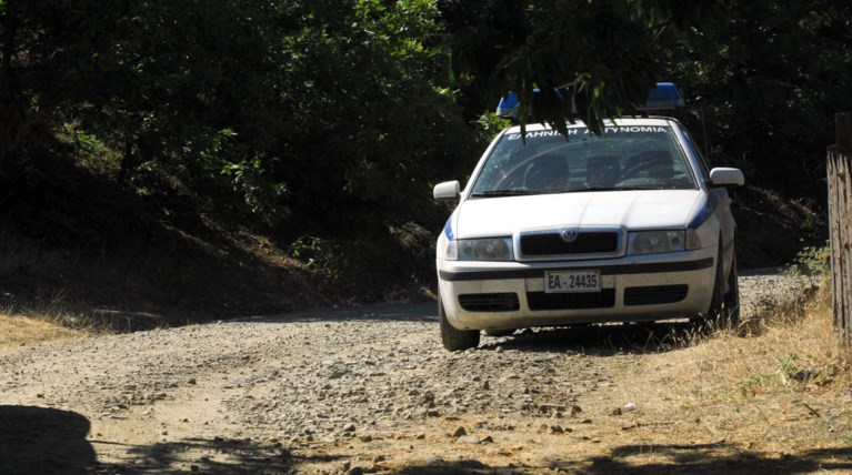 Σοκ στη Λαμία: Βρήκε τον άντρα της δεμένο στο μπάνιο