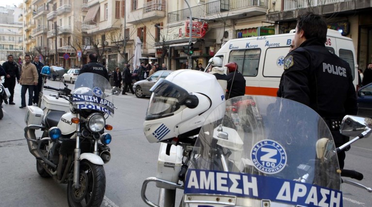 Θεσσαλονίκη: 18χρονη βούτηξε στο κενό μετά από καυγά με τον φίλο της
